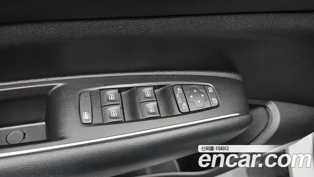 Renault-KoreaSamsung QM6 Новый QM6 2.0 LPe LE Signature 2WD — Фото автомобиля 29
