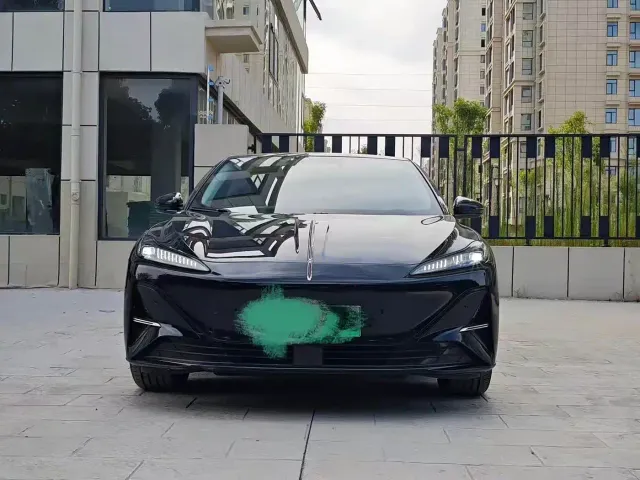 Hongqi Tiangong 05 — Фото автомобиля 2