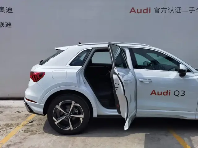 Audi Q3 — Фото автомобиля 23