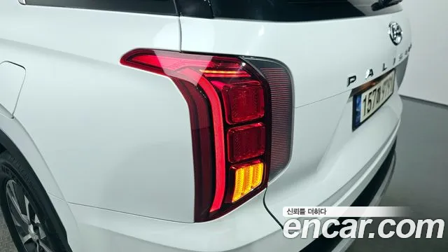 Hyundai Palisade Palisade Дизель 2.2 2WD — Фото автомобиля 24