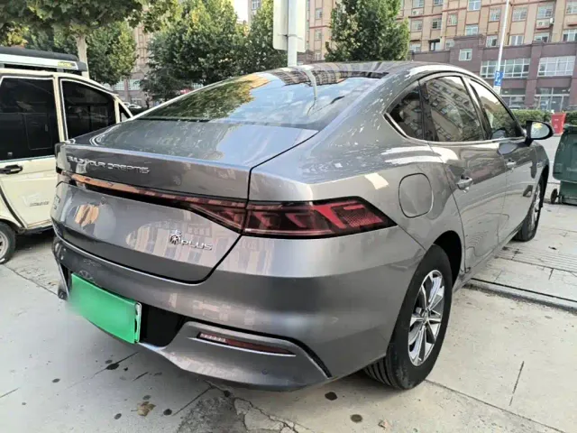 BYD Qin PLUS — Фото автомобиля 6