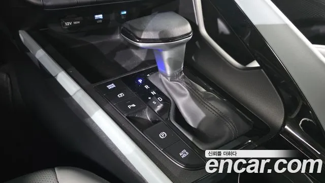Hyundai AVANTE Новый Avante (CN7) — Фото автомобиля 9