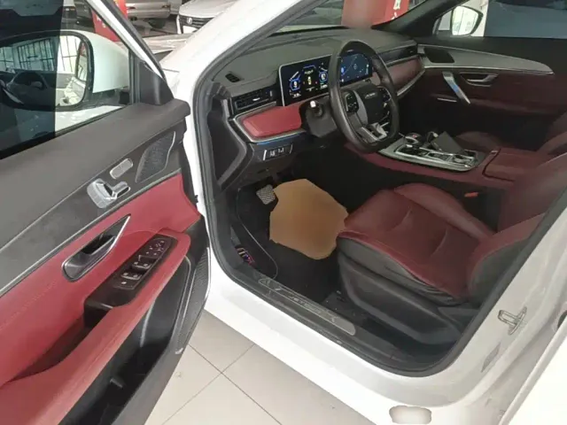 Jetour X70 Plus — Фото автомобиля 15
