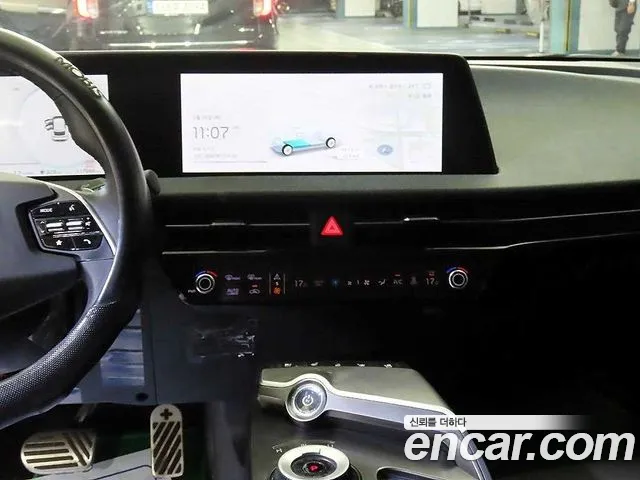 Kia EV6 — Фото автомобиля 11