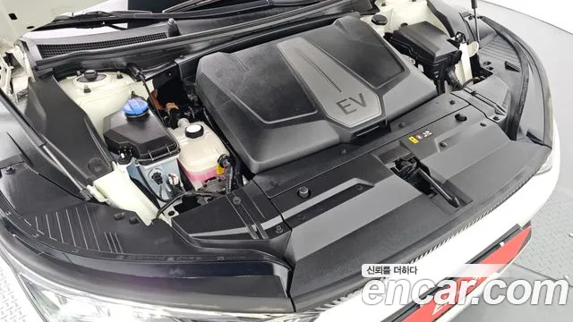 Kia EV6 — Фото автомобиля 9
