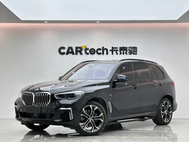 Фотография автомобиля — BMW X5