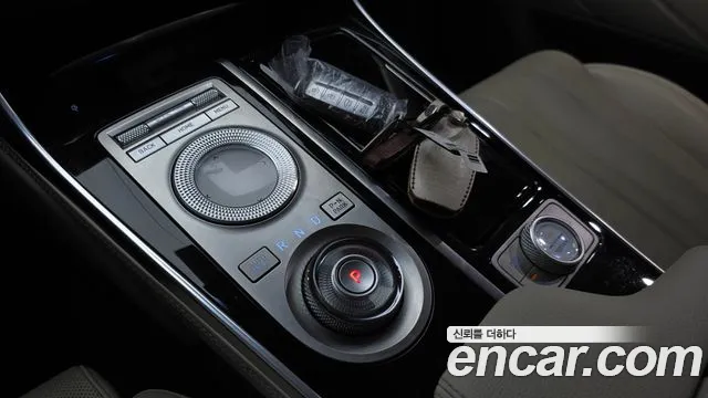 Genesis GV80 — Фото автомобиля 9