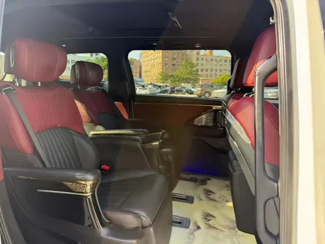 GAC Trumpchi M8 — Фото автомобиля 12