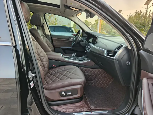 BMW X5 — Фото автомобиля 11