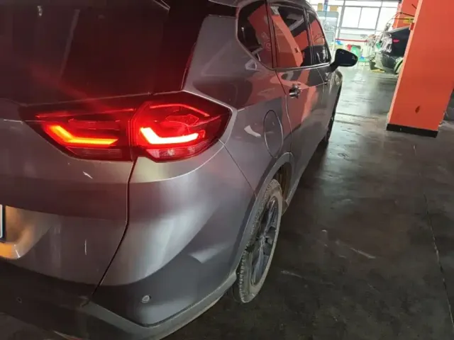 Chevrolet Volando 2020 Mild Hybrid Redline 530T Automatic Premium Edition (5+2 seater) — Фото автомобиля 7