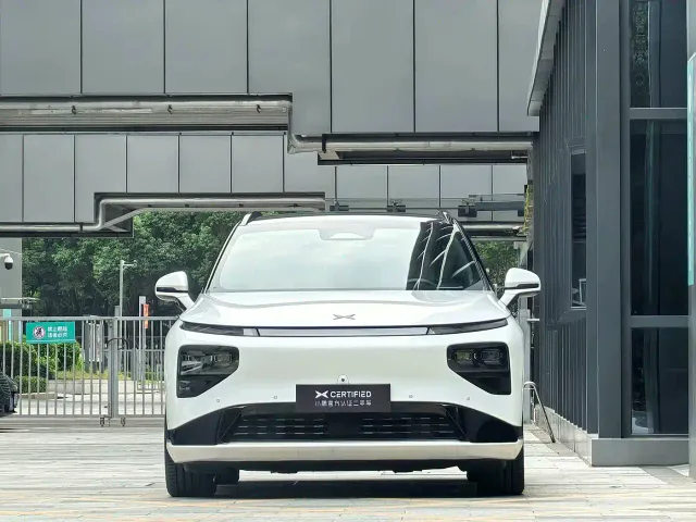 Xpeng G9 — Фото автомобиля 2