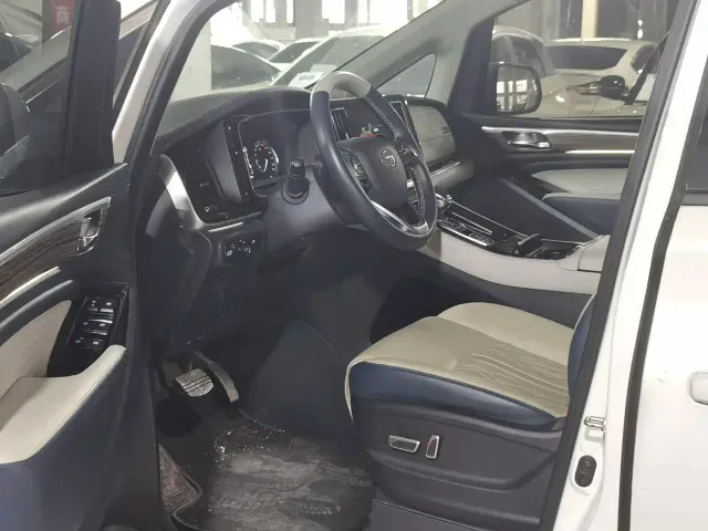 GAC Trumpchi M8 — Фото автомобиля 6