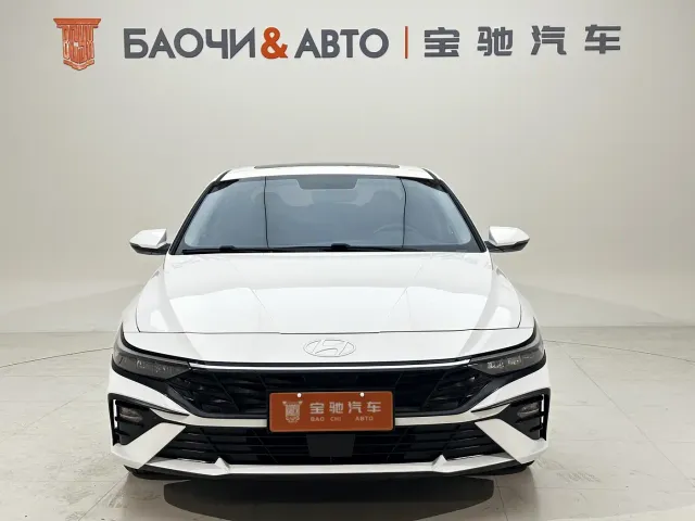 Hyundai Elantra — Фото автомобиля 2