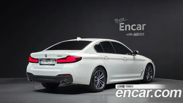 BMW 5 Series G30 — Фото автомобиля 2