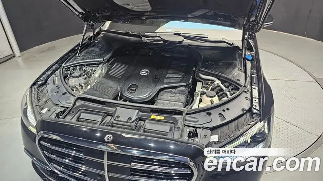 Mercedes-Benz S-Class — Фото автомобиля 6