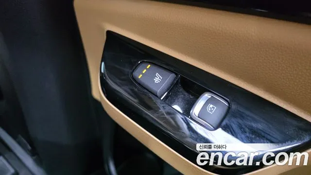 Kia Carnival Generation 4 — Фото автомобиля 19