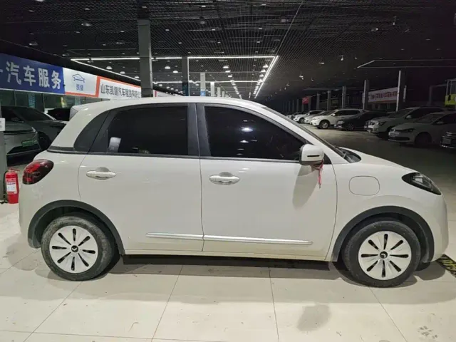 Wuling Bingo — Фото автомобиля 27