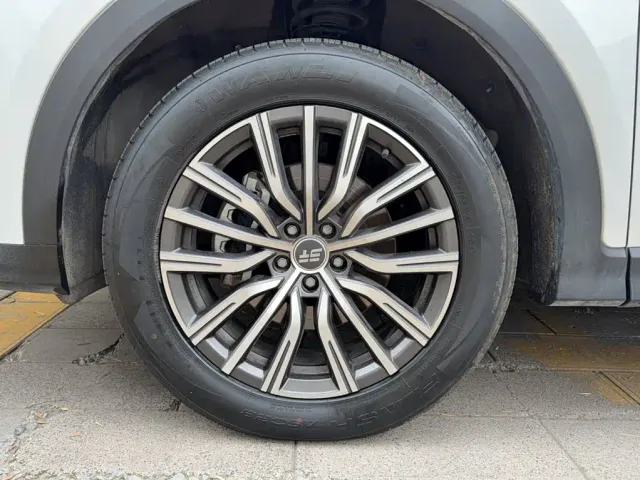 Jetour X70 C-DM — Фото автомобиля 24