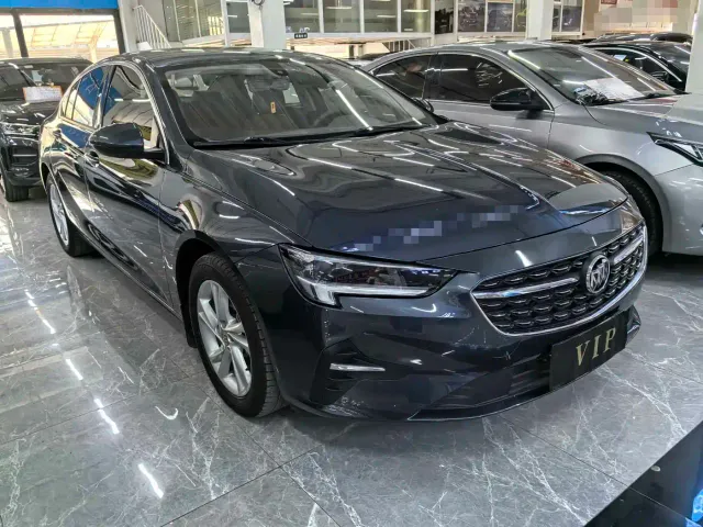 Buick Regal — Фото автомобиля 3