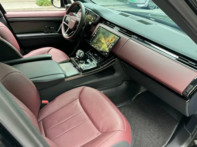 Land Rover Range Rover Sport — Фото автомобиля 10