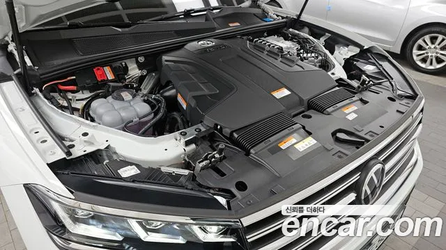 Volkswagen Touareg Touareg 3 поколение 3.0 TDI Prestige — Фото автомобиля 6