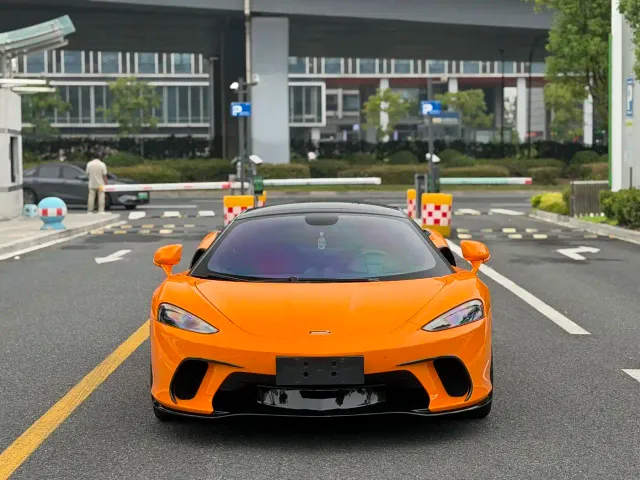 McLaren GT — Фото автомобиля 2
