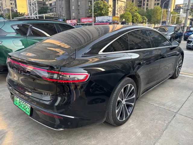 Luxeed S7 — Фото автомобиля 7