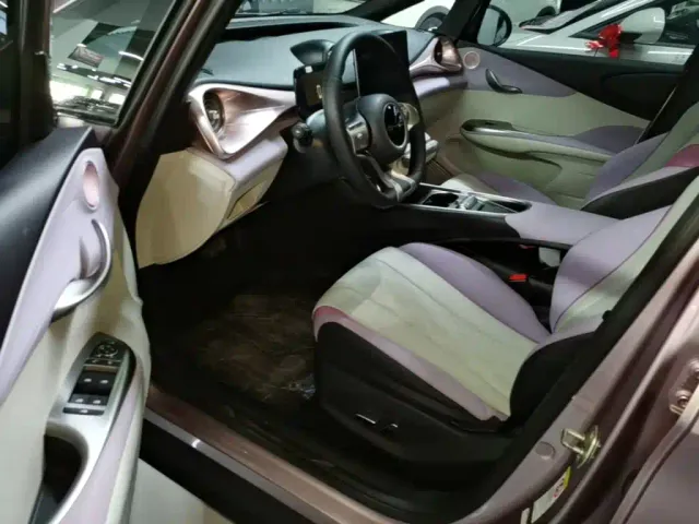 BYD Dolphin — Фото автомобиля 15