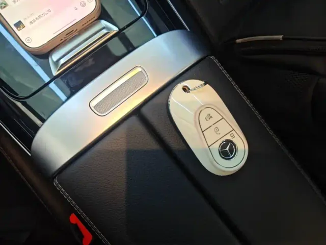 Mercedes-Benz C-Class — Фото автомобиля 8