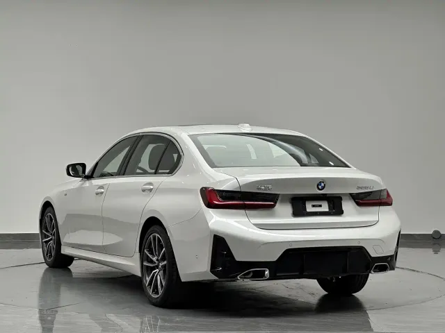 BMW 3 Series — Фото автомобиля 5