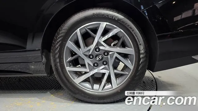 Hyundai Grandeur GN7 — Фото автомобиля 21