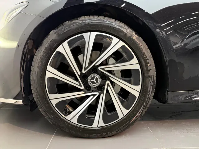 Mercedes-Benz E-Class — Фото автомобиля 18
