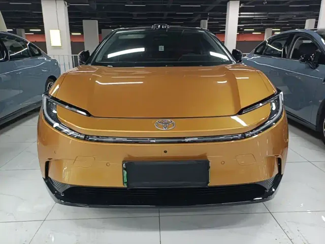 Toyota bZ5 — Фото автомобиля 2