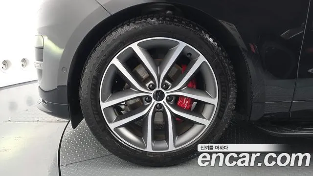 Land Rover Range Rover Sport — Фото автомобиля 5