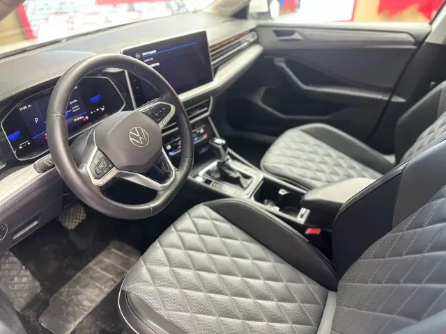 Volkswagen Sagitar — Фото автомобиля 9