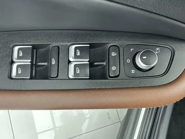 Geely Emgrand X6 2021 Model PRO 1.4T Automatic Premium — Фото автомобиля 11
