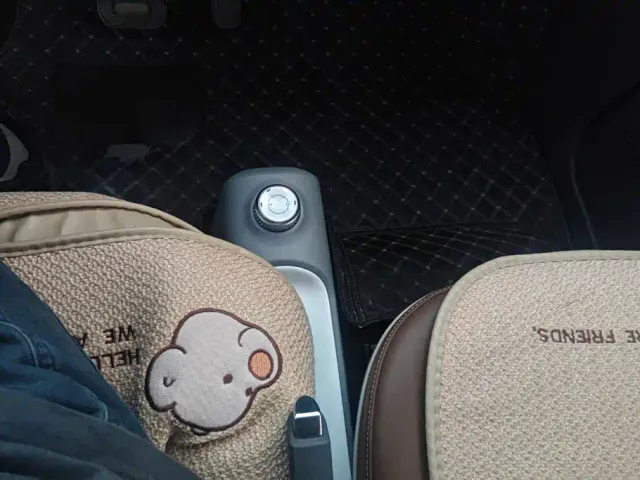 Wuling Hongguang Mini EV — Фото автомобиля 16