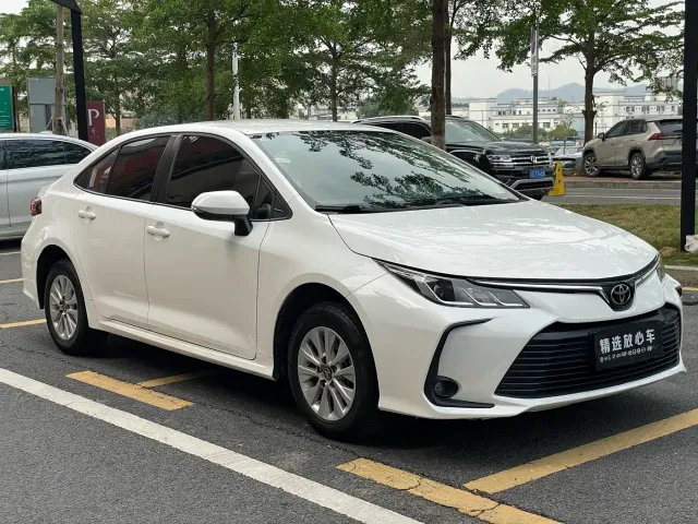 Toyota Corolla — Фото автомобиля 3