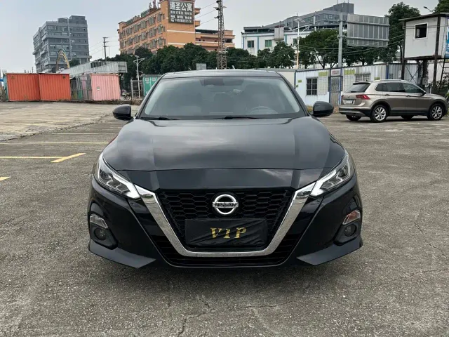 Nissan Teana — Фото автомобиля 2
