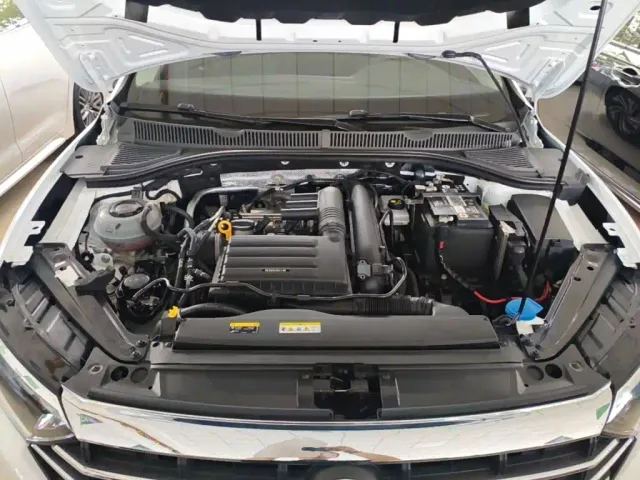 Volkswagen Sagitar — Фото автомобиля 15