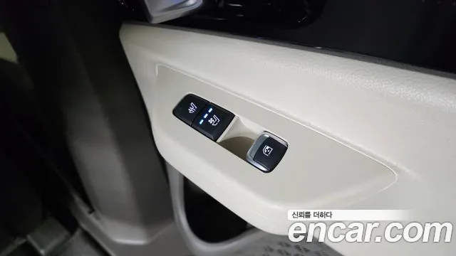 Kia Carnival 4th Gen — Фото автомобиля 18