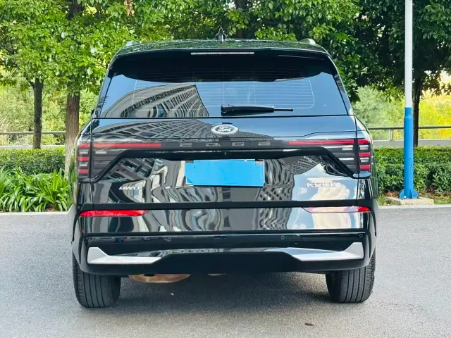 Ford Edge — Фото автомобиля 7