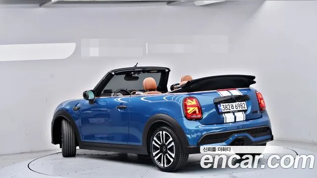 MINI Cooper Convertible — Фото автомобиля 14