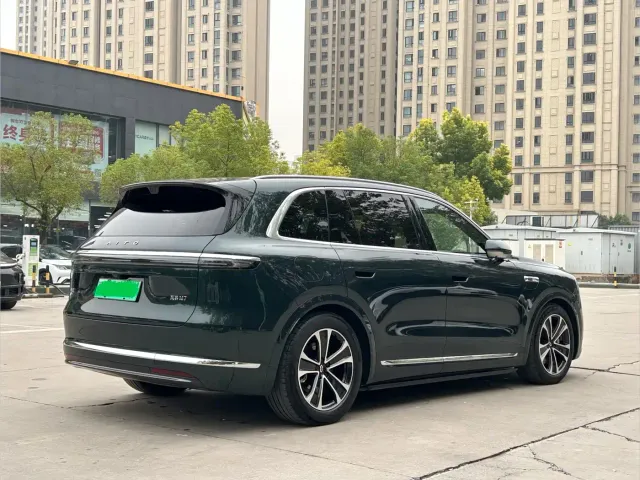 Aito M7 — Фото автомобиля 6
