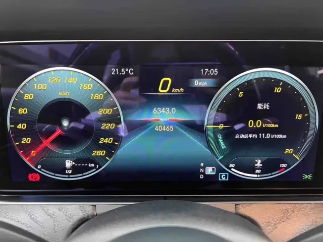 Mercedes-Benz E-Class — Фото автомобиля 22