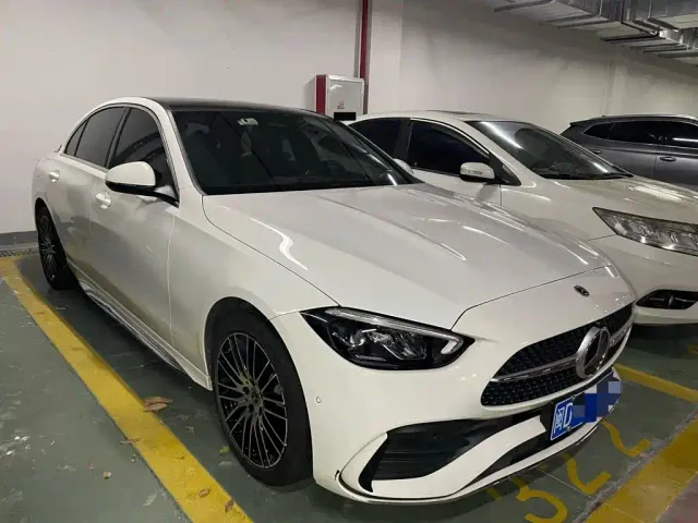 Mercedes-Benz C-Class — Фото автомобиля 3