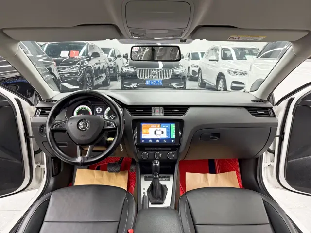 Skoda Octavia — Фото автомобиля 9