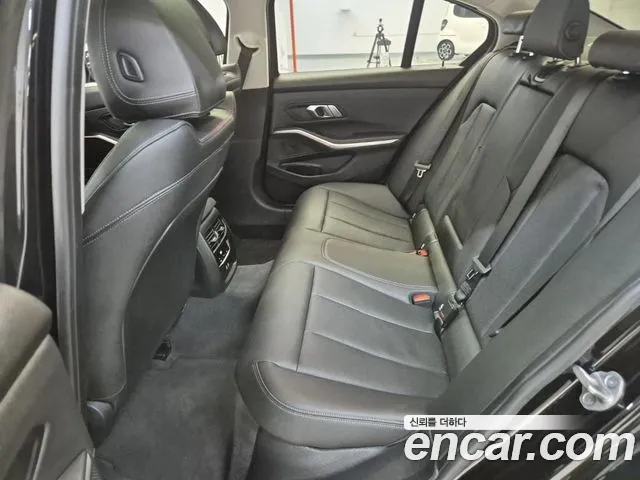 BMW 3 Series G20 — Фото автомобиля 12