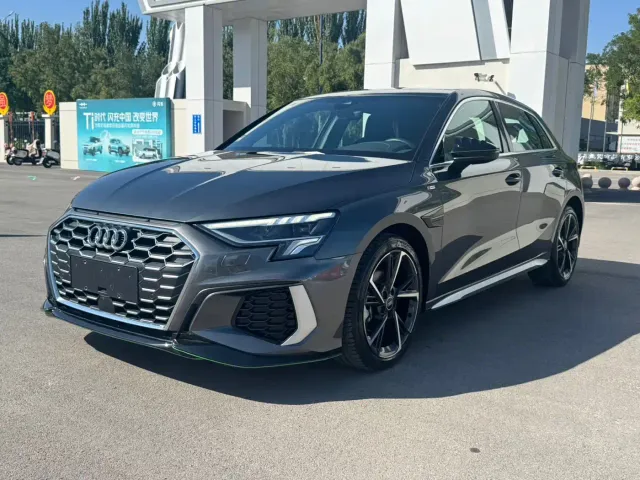 Фотография автомобиля — Audi A3