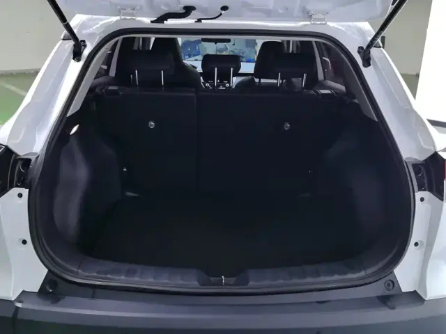 Toyota Frontlander — Фото автомобиля 4